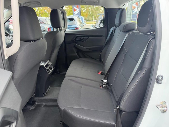 2025 Isuzu D-MAX SX MY25.5 4X4 Dual Range Mineral White