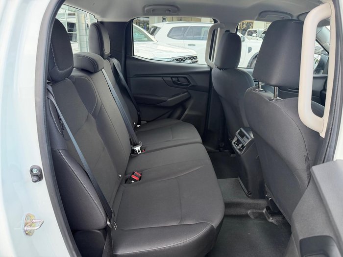 2025 Isuzu D-MAX SX MY25.5 4X4 Dual Range Mineral White