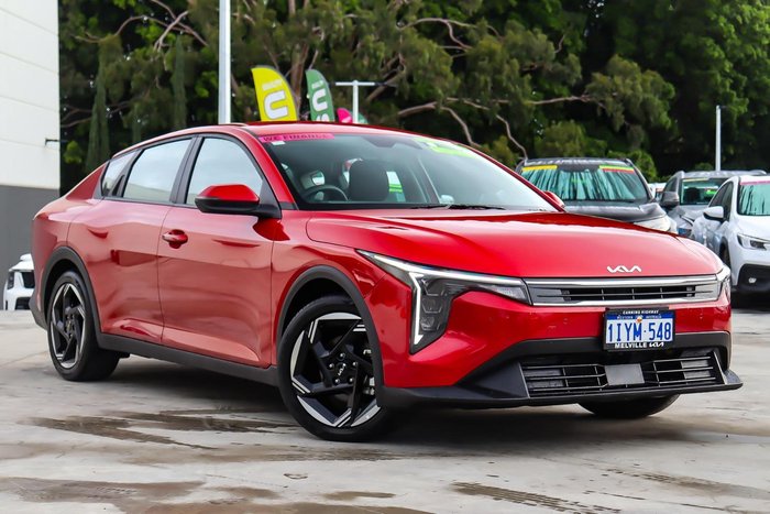 2025 Kia K4 Sport