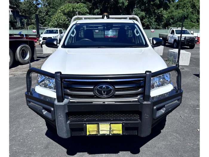 2024 Toyota Hilux SR