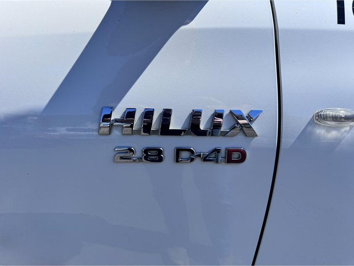2024 Toyota Hilux SR