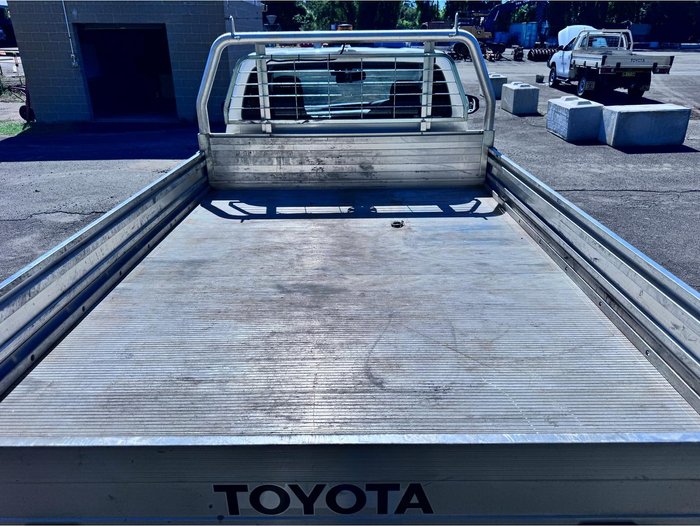 2024 Toyota Hilux SR