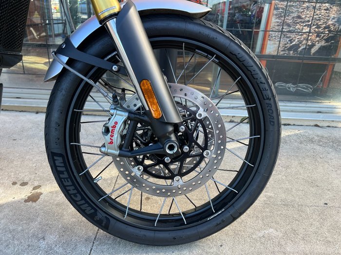 2024 Triumph SCRAMBLER 1200 XE BLACK