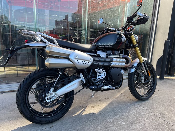2024 Triumph SCRAMBLER 1200 XE BLACK