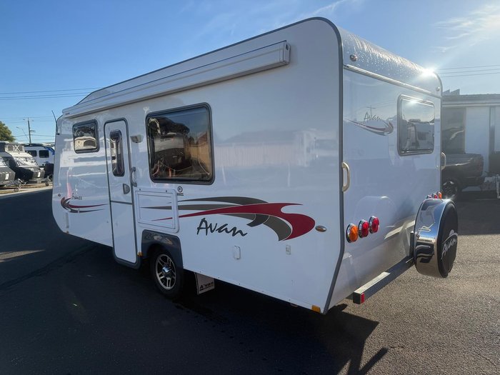 2014 Avan Frances 17' - 1 Owner