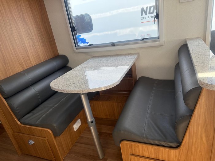 2014 Avan Frances 17' - 1 Owner