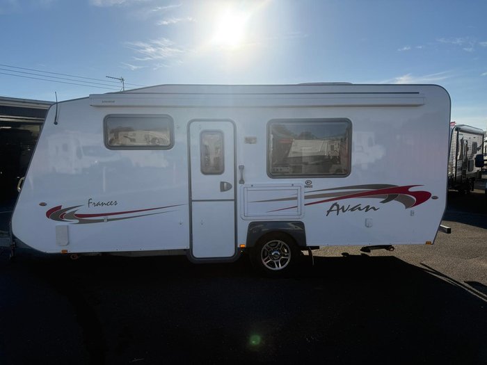 2014 Avan Frances 17' - 1 Owner