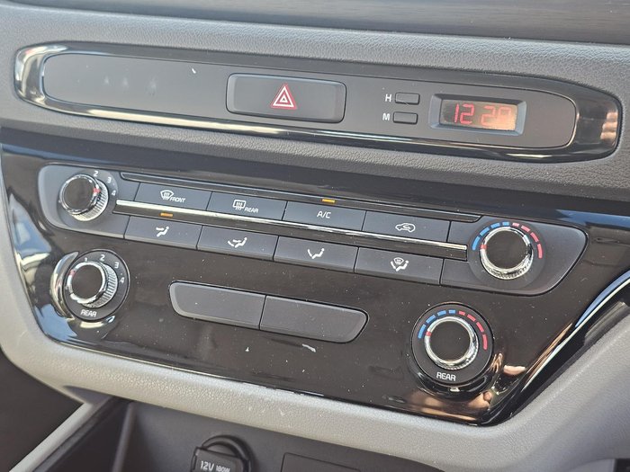 2019 Kia Carnival S