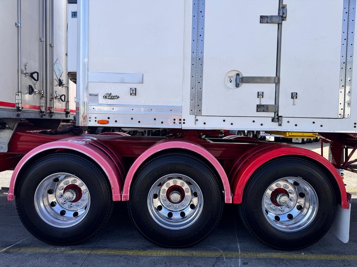 2015 Maxitrans St3 B Double