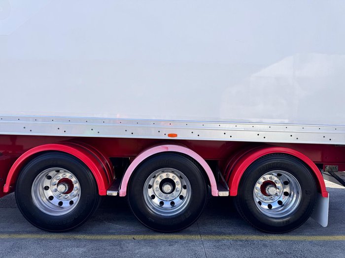 2015 Maxitrans St3 B Double