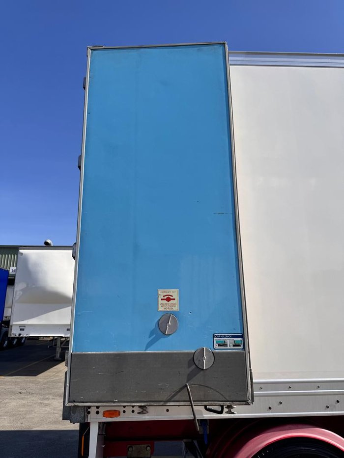 2015 Maxitrans St3 B Double