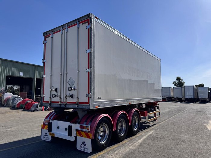 2015 Maxitrans St3 B Double