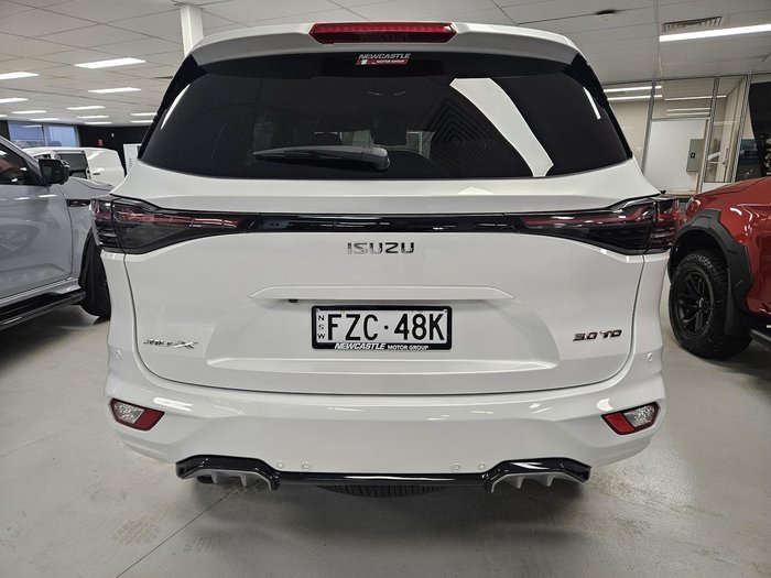 2025 Isuzu MU-X LS-T MY25.5 4X4 Dual Range Moonstone White