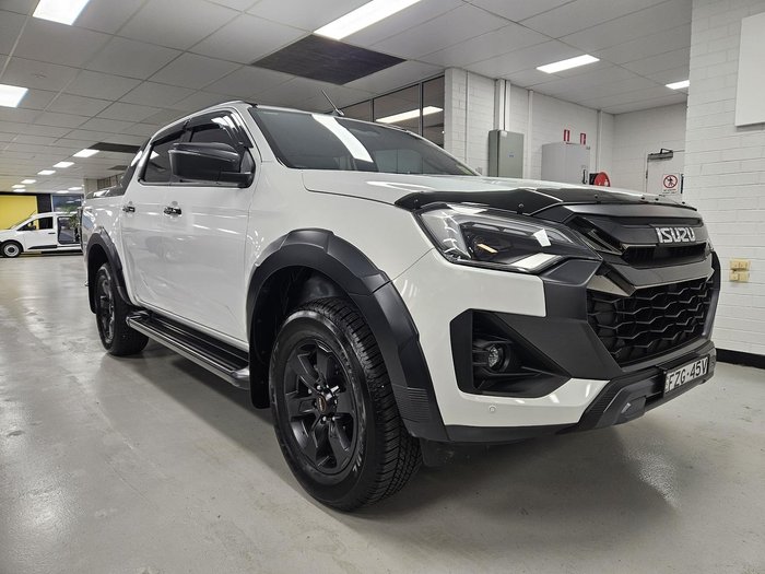 2025 Isuzu D-MAX X-TERRAIN