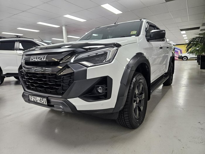 2025 Isuzu D-MAX X-TERRAIN