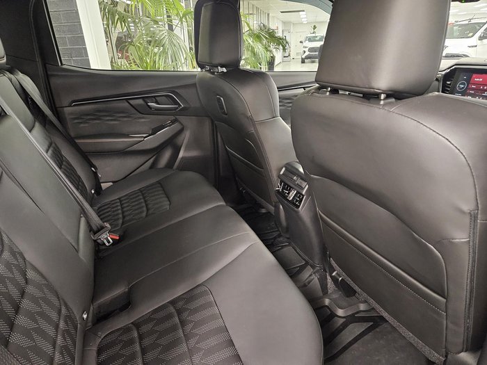 2025 Isuzu D-MAX X-TERRAIN