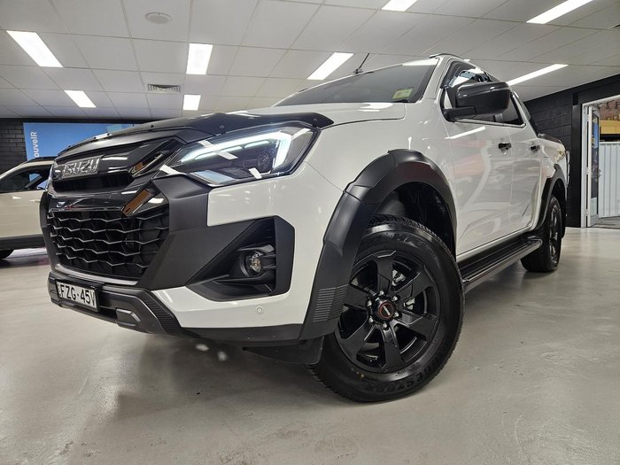 2025 Isuzu D-MAX X-TERRAIN