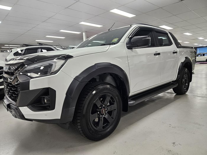 2025 Isuzu D-MAX X-TERRAIN