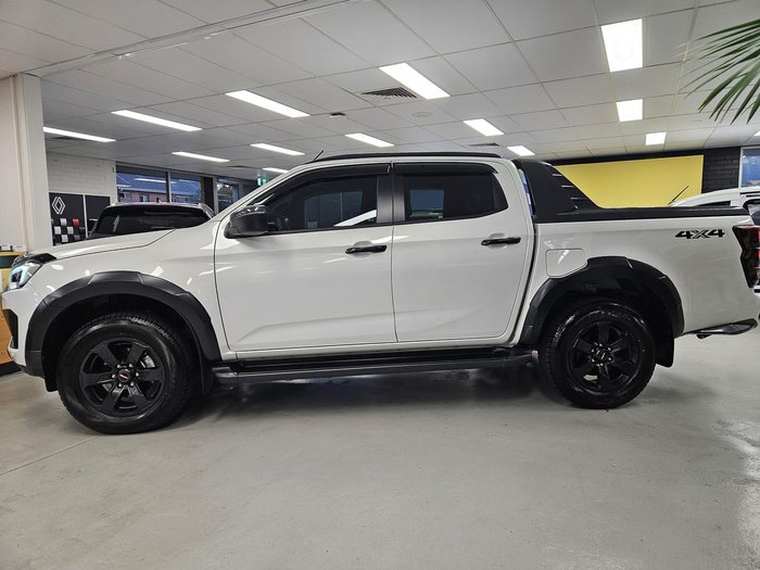 2025 Isuzu D-MAX X-TERRAIN