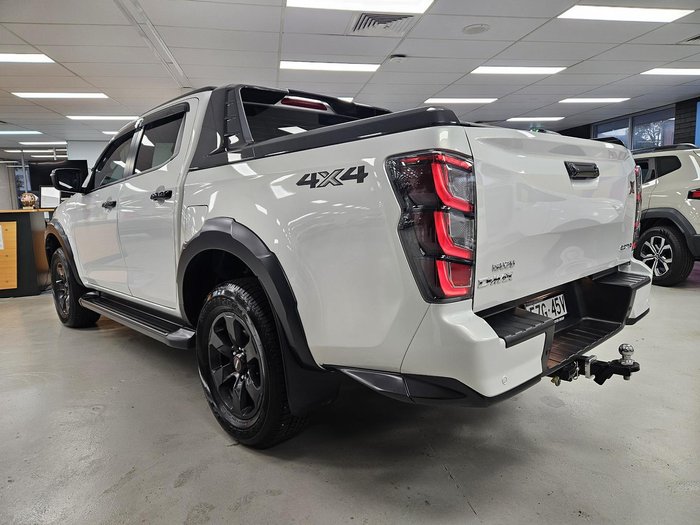2025 Isuzu D-MAX X-TERRAIN