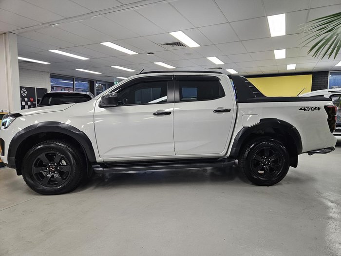 2025 Isuzu D-MAX X-TERRAIN