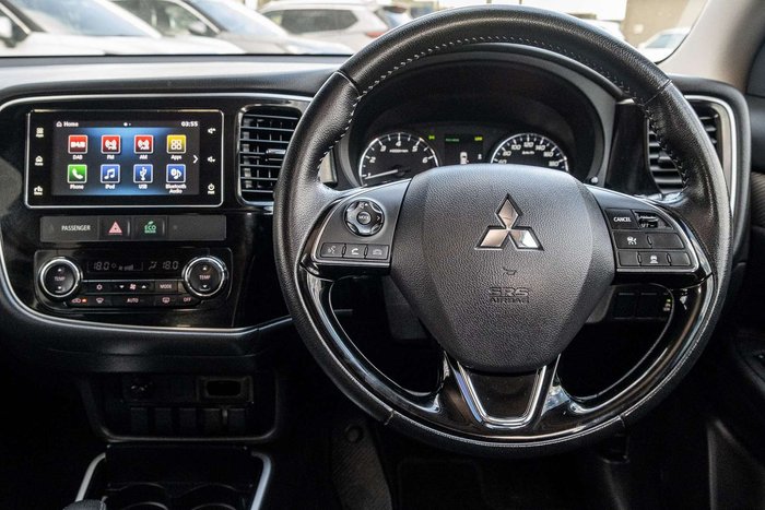 2017 Mitsubishi Outlander LS