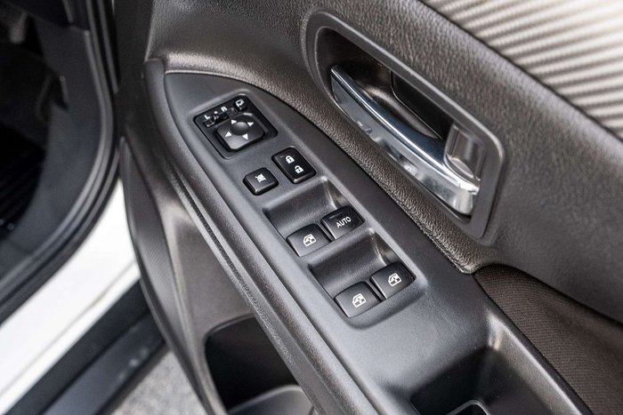 2017 Mitsubishi Outlander LS