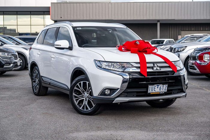 2017 Mitsubishi Outlander LS