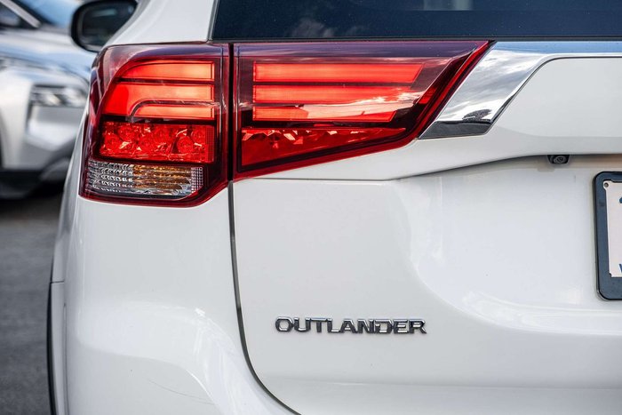 2017 Mitsubishi Outlander LS