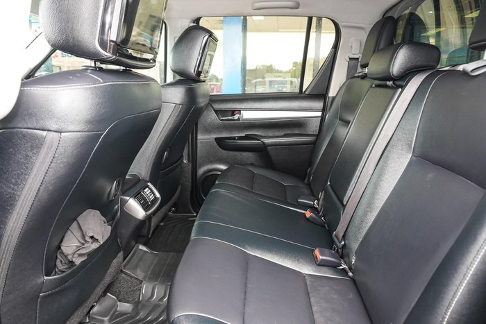 2018 Toyota Hilux SR5