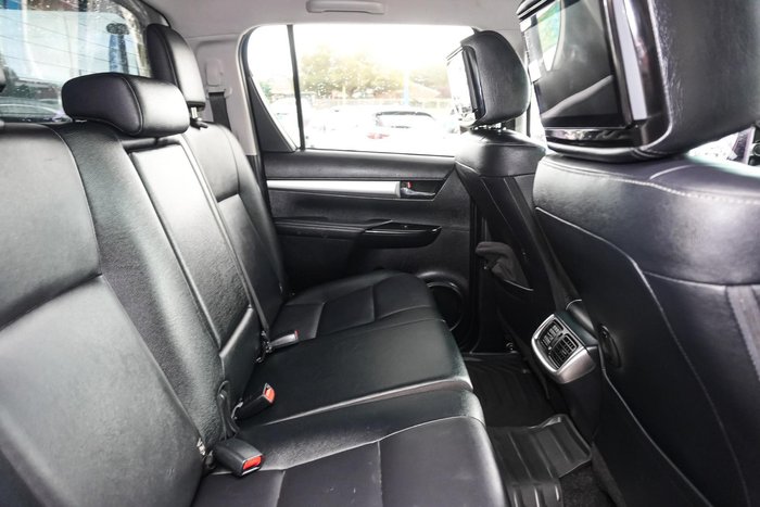 2018 Toyota Hilux SR5