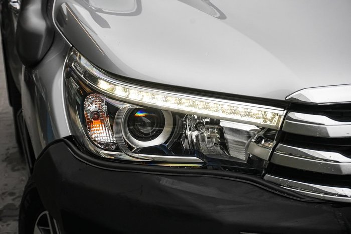 2018 Toyota Hilux SR5