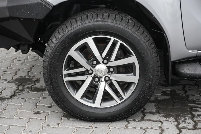 2018 Toyota Hilux SR5