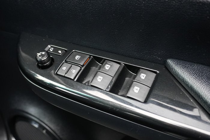 2018 Toyota Hilux SR5
