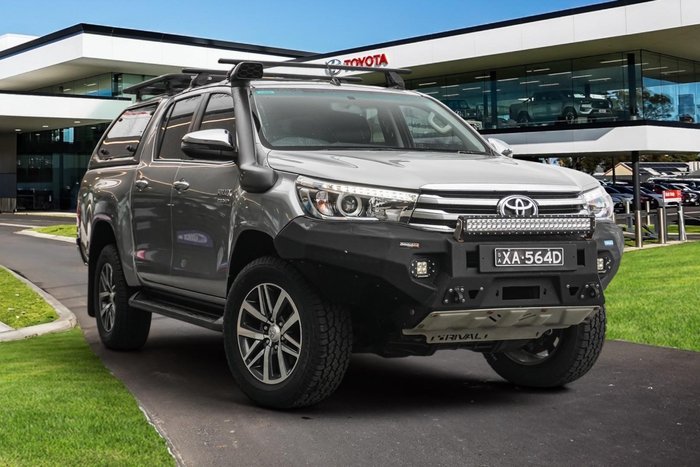 2018 Toyota Hilux SR5