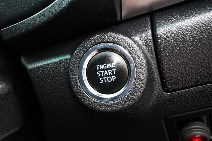 2018 Toyota Hilux SR5