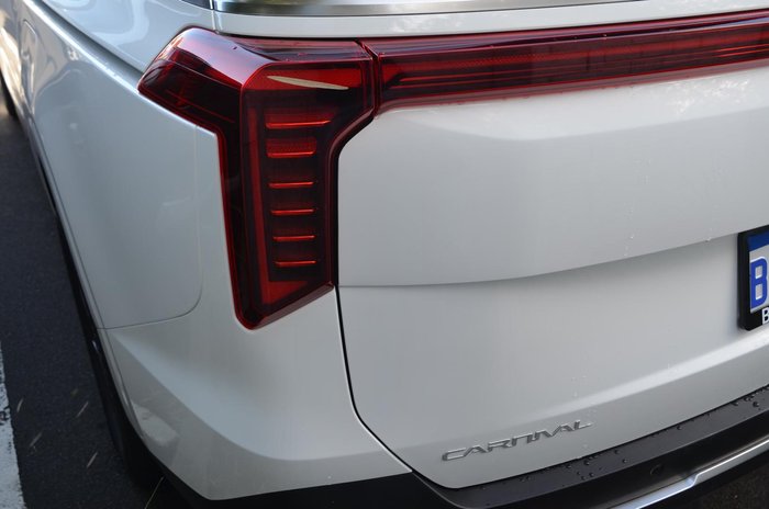 2025 Kia Carnival GT-Line HEV