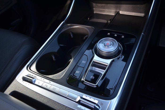 2025 Kia Carnival GT-Line HEV