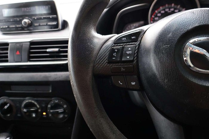 2014 Mazda 3 Neo