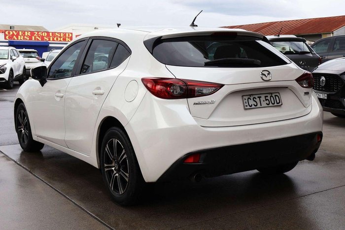 2014 Mazda 3 Neo