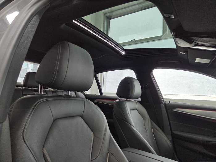 2020 BMW 5 Series 530d M Sport