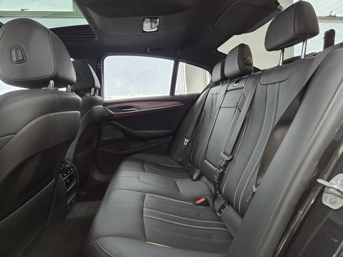 2020 BMW 5 Series 530d M Sport