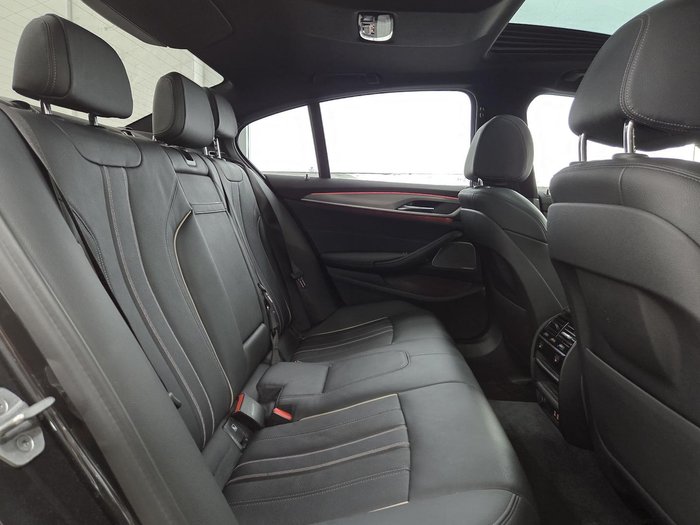 2020 BMW 5 Series 530d M Sport