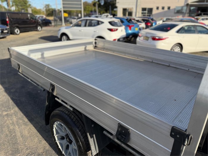 2019 NISSAN NAVARA RX (4x2) D23 SERIES III MY18 White