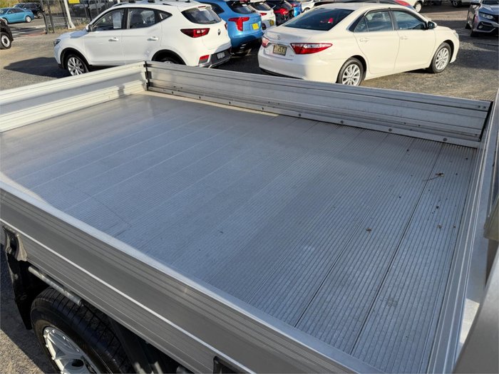 2019 NISSAN NAVARA RX (4x2) D23 SERIES III MY18 White