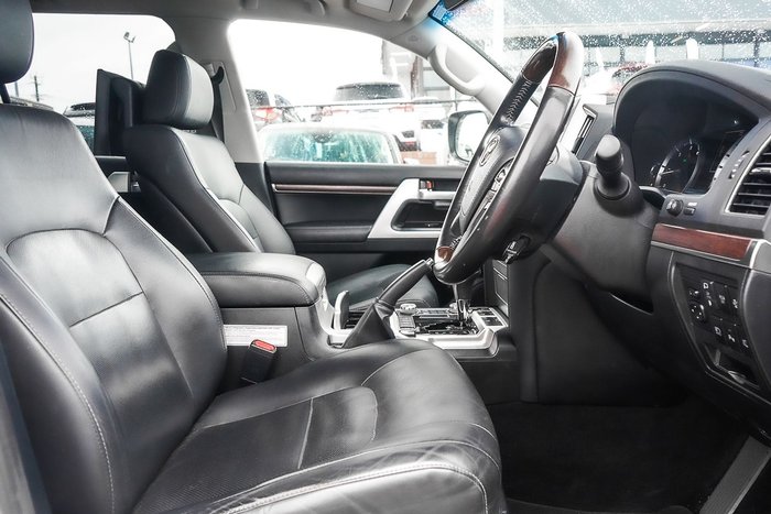 2020 Toyota Landcruiser Sahara