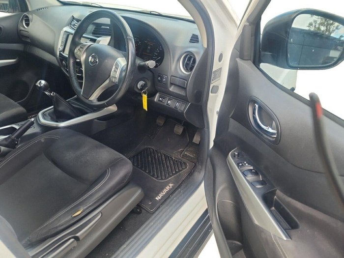 2020 Nissan Navara ST