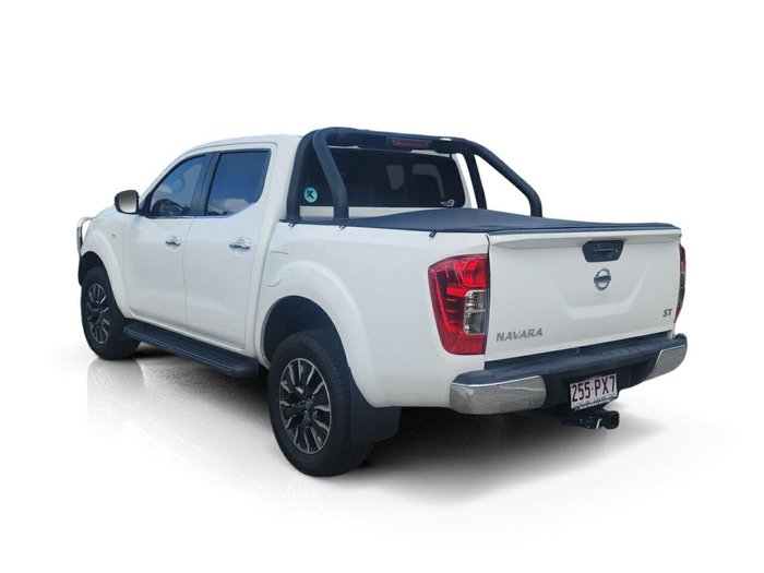 2020 Nissan Navara ST