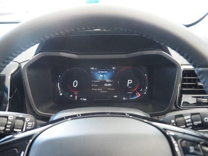 2025 Mahindra XUV3XO AX5L