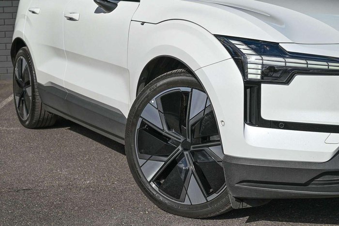 2024 Volvo EX30 Twin Motor Performance Ultra